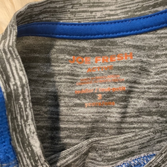 Joe Fresh Blue Toddler Set in size 3T and 4T - Picture 6 of 7